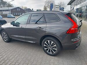 Volvo  B4 Plus Dark 2WD, AHK, ACC