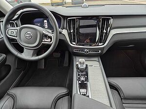 Volvo  Ultimate Dark  B5 AWD 'Vollausstattung'