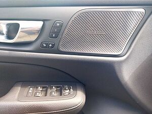 Volvo  D4 Cross Country Pro AWD