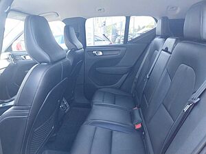 Volvo  D3 Momentum Autom. Leder
