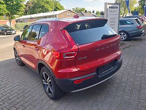 Volvo  D3 Momentum Autom. Leder