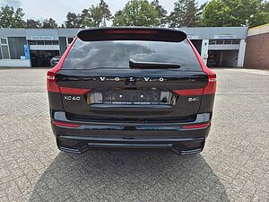 Volvo  Plus Dark AWD
