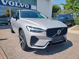 Volvo  B4 Plus Dark 2WD
