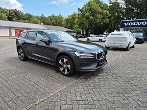 Volvo  Cross Country Pro AWD B4 Diesel