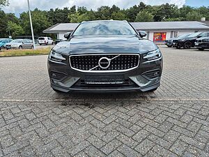 Volvo  Cross Country Pro AWD B4 Diesel