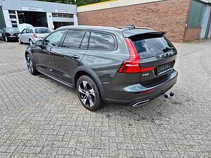 Volvo  Cross Country Pro AWD B4 Diesel