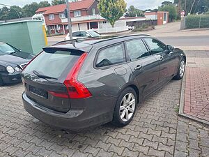 Volvo  Kombi D4 AHK, Automatik, ACC, LED