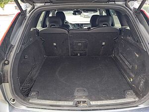 Volvo  D3 R Design 2WD, BLIS,  VOLL LED, AHK