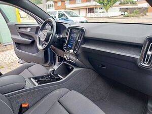 Volvo  Plus Recharge Pure Electric 2WD