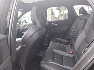 Volvo  T6 Plus Black Edition Recharge