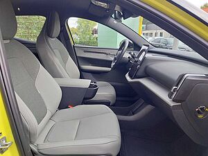 Volvo  Plus 2WD Pure Electric