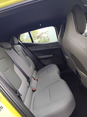 Volvo  Plus 2WD Pure Electric