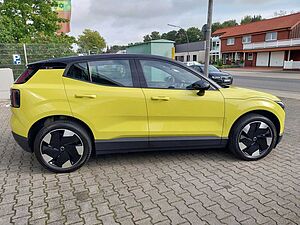 Volvo  Plus 2WD Pure Electric