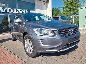 Volvo  D4 Momentum 2WD