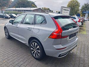 Volvo  B4 Plus Dark 2WD