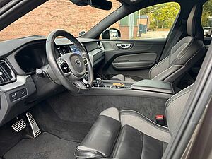 Volvo  R-Design AWD B5