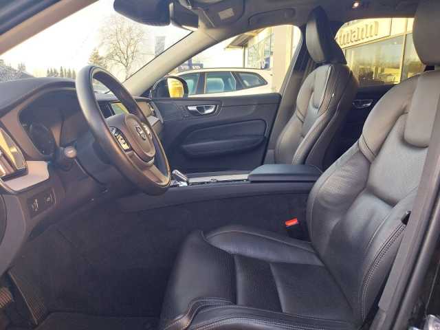 Volvo  B5 Inscription AWD ACC Pano. AHK