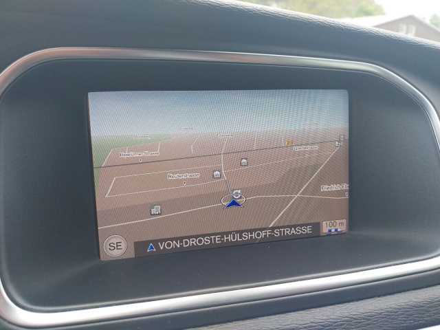 Volvo  D3 R-Design, Automatik, LED