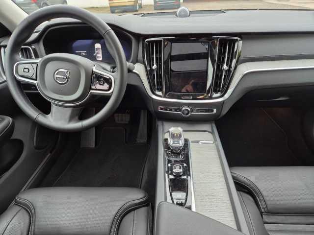 Volvo  Ultimate Dark  B5 AWD 'Vollausstattung'