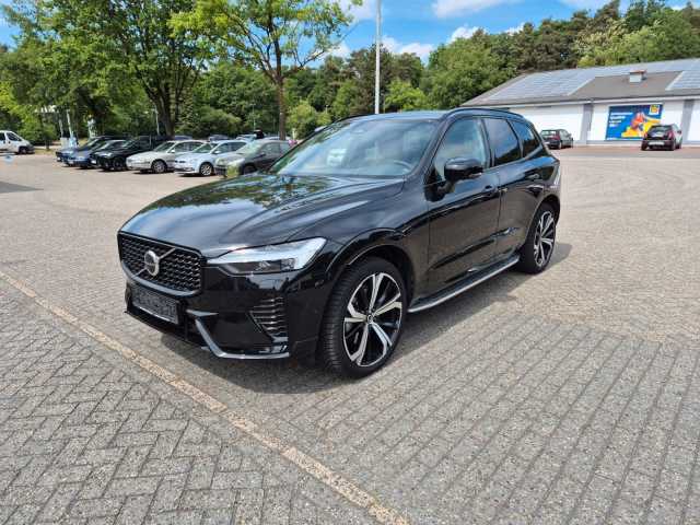 Volvo  Plus Dark AWD
