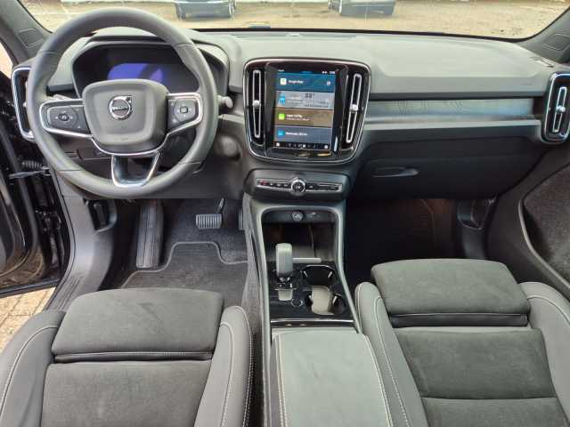 Volvo  Plus Recharge Pure Electric AWD
