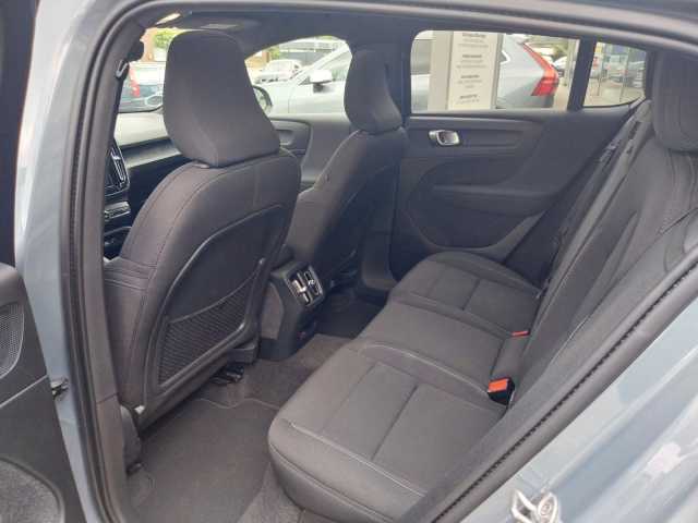 Volvo  Plus Recharge Pure Electric 2WD