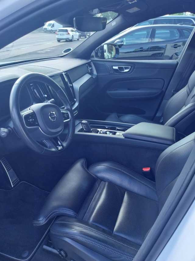 Volvo  B5 R Design AWD