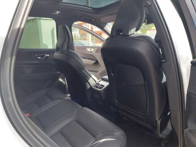 Volvo  B5 R Design AWD
