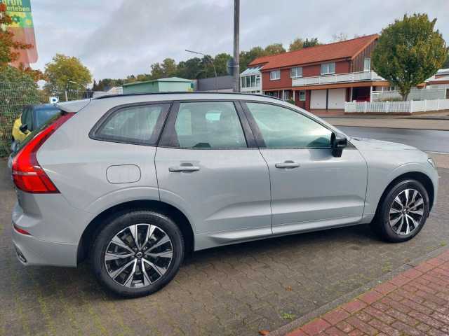 Volvo  B4 Plus Dark 2WD