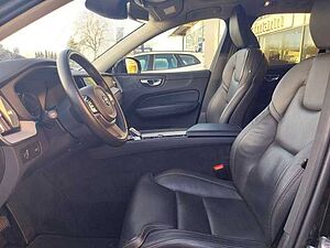 Volvo  B5 Inscription AWD ACC Pano. AHK
