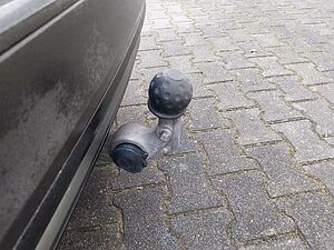 Volvo  Kombi Plus Dark Recharge Plug-In Hybrid AWD