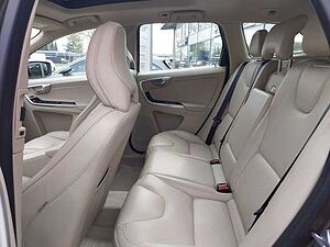 Volvo  D5 Linje Inscription AWD