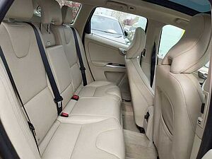 Volvo  D5 Linje Inscription AWD