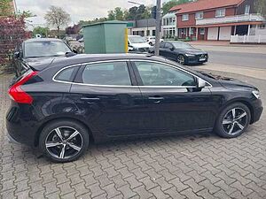 Volvo  D3 R-Design, Automatik, LED
