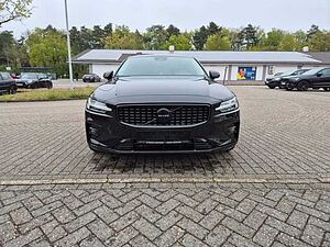 Volvo  Ultimate Dark  B5 AWD 'Vollausstattung'