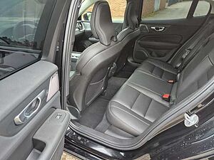 Volvo  Ultimate Dark  B5 AWD 'Vollausstattung'