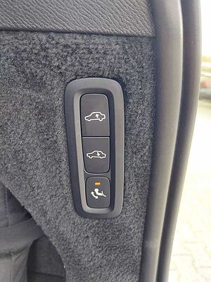 Volvo  T8 Inscription Recharge Plug-In Hyb