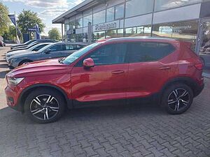 Volvo  D3 Momentum Autom. Leder