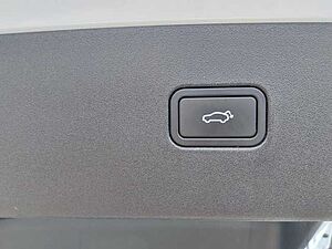 Volvo  Ultra AWD Performance Pure Electric