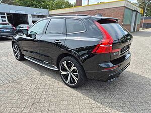Volvo  Plus Dark AWD