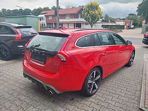 Volvo  D4 Kombi R-Design