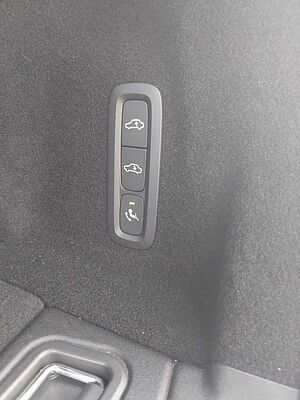 Volvo  B5 R Design AWD