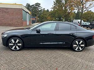 Volvo  Lim. Plus Dark Recharge Plug-In Hybrid AWD
