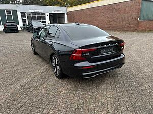 Volvo  Lim. Plus Dark Recharge Plug-In Hybrid AWD