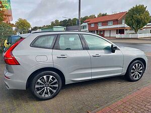Volvo  B4 Plus Dark 2WD