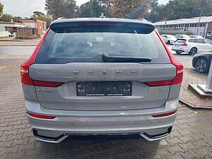Volvo  B4 Plus Dark 2WD
