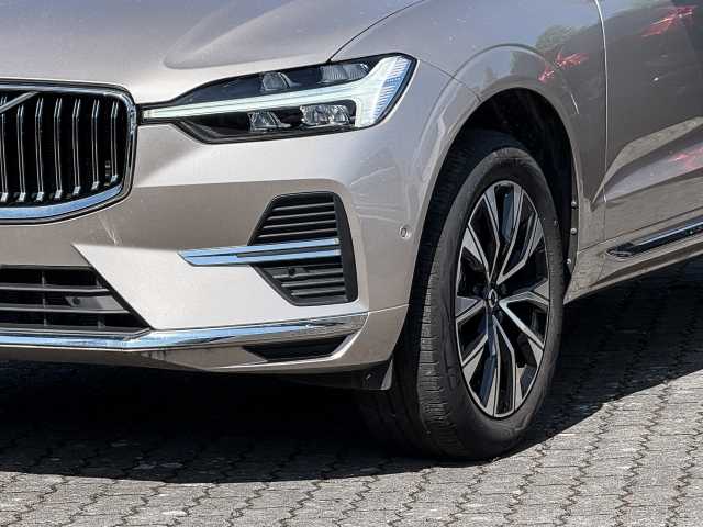 Volvo  Plus Bright 2WD B4 Benzin EU6d digitales Cockpit Memory Sitze Soundsystem 360 Ka