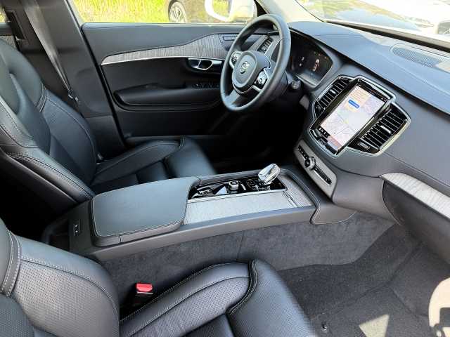 Volvo  Plus Bright AWD B5 Diesel EU6d 7-Sitzer Allrad AD StandHZG digitales Cockpit