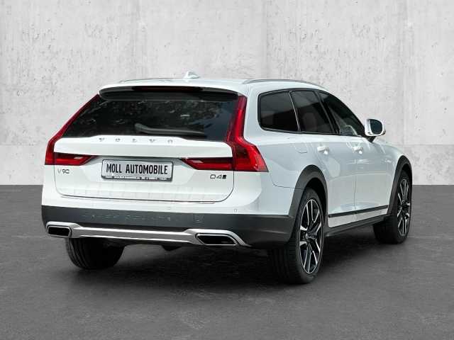 Volvo  CC