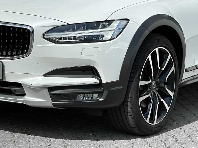 Volvo  CC